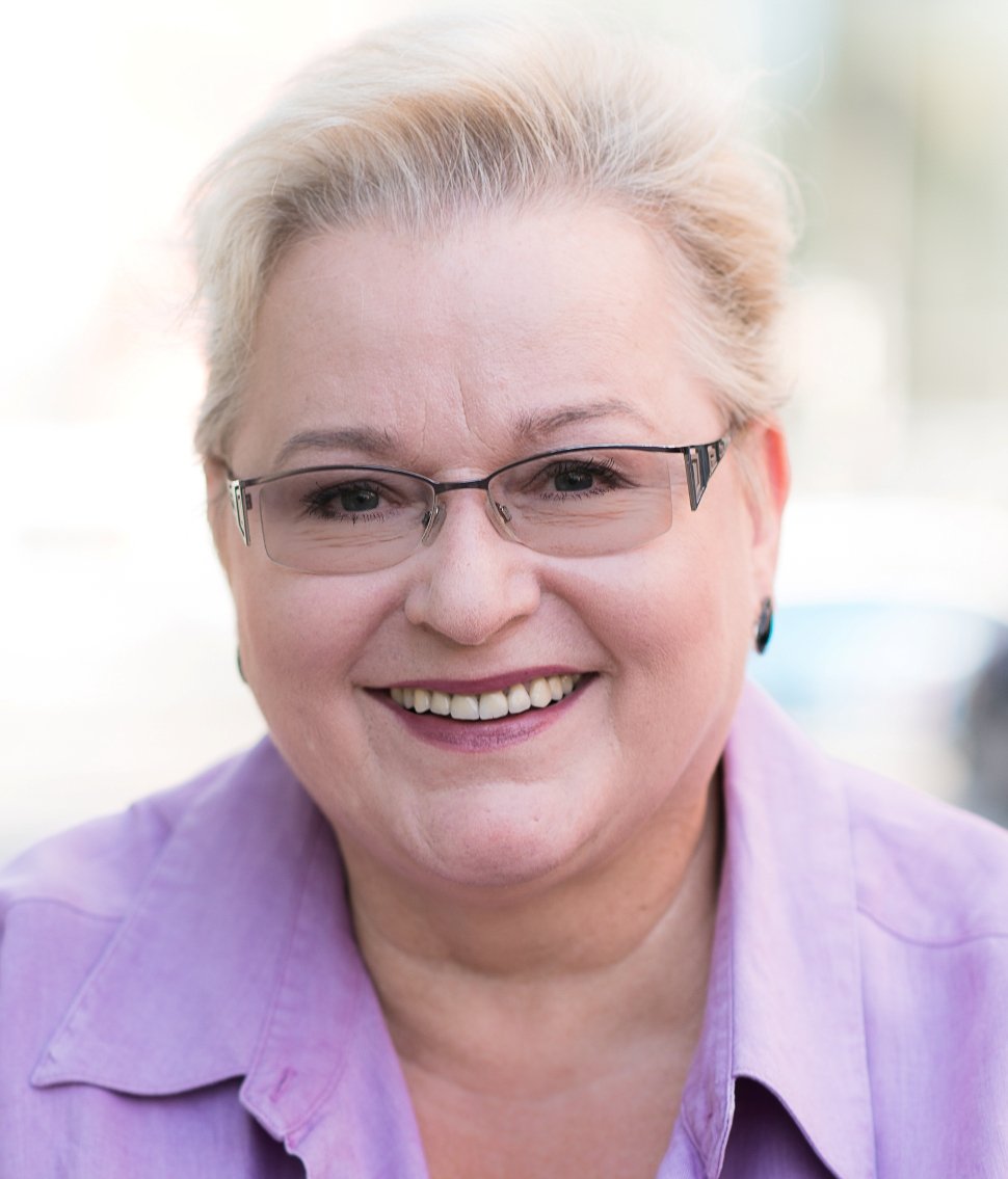 Dr. Gudrun Harrer